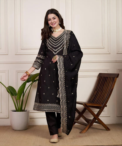 Ethnic V-Neck Chanderi Silk Kurta Set with Matching Dupatta