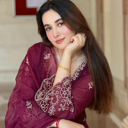 Elegant Embroidered Punjabi Suit Set with Dupatta